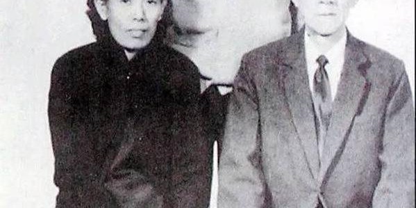 AG体育app下载-容国团：中国第一位世界冠军，31岁含愤屈死，留下10字遗书|香港|中国体育|国乒|乒乓球|乒乓_新浪体育_新浪新闻